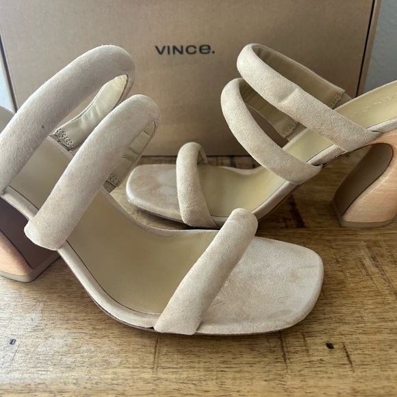 ✨ NWT VINCE Dara Sandals size 7.5 - Picture 8 of 8